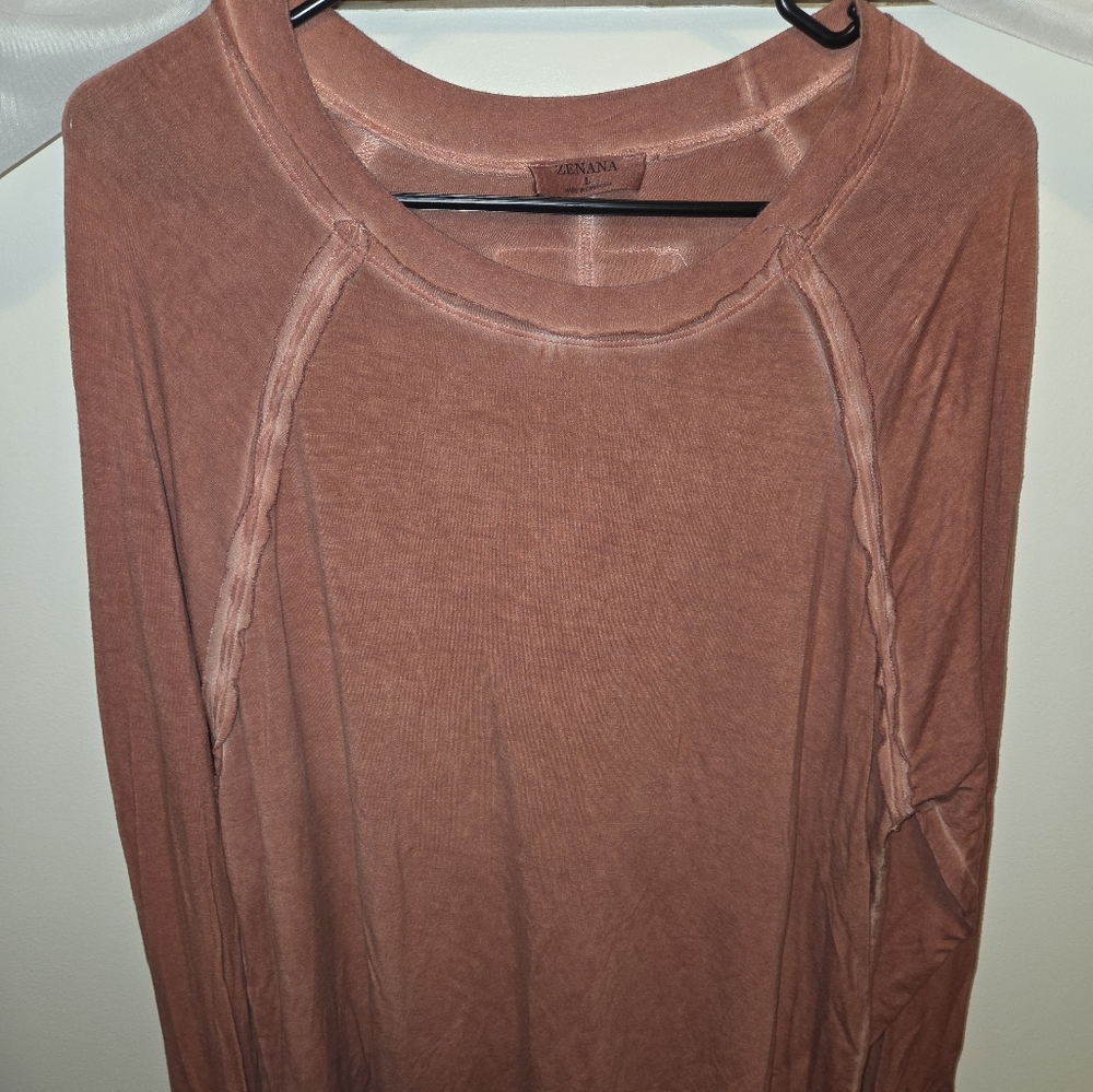 Zenana Outfitters Long Sleeve Tee in Rust